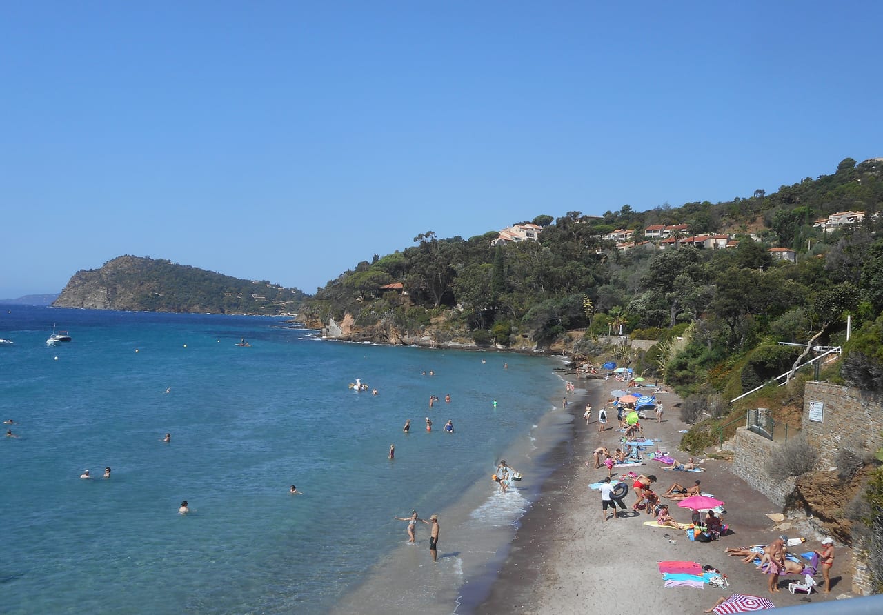 La plage du Canadel au Rayol-Canadel-sur-Mer