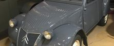 Citroën 2CV A ou AZ de 1954 exposée au musée